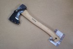 Wetterlings kleine Jagdaxt 115 aus handgeschmiedetem schwedischem Qualit�tsstahl