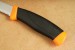 Morakniv Companion F Serrated mit Sgezahnung neon orange Arbeitsmesser rostfreier Stahl Mora Messer