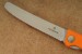Victorinox Swiss Classic faltbares Gemüsemesser Wellenschliff orange