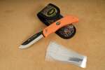 bo01oe003-outdoor-edge-taschenmesser-razor-blaze-orange-01-smal.jpg