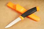 mo11829-morakniv-companion-f-serrated-mit-saegezahnung-neon-orange-01-smal.jpg