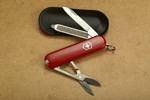 vx0.6223-classic-sd-rot-schweizer-taschenmesser-01-smal.jpg
