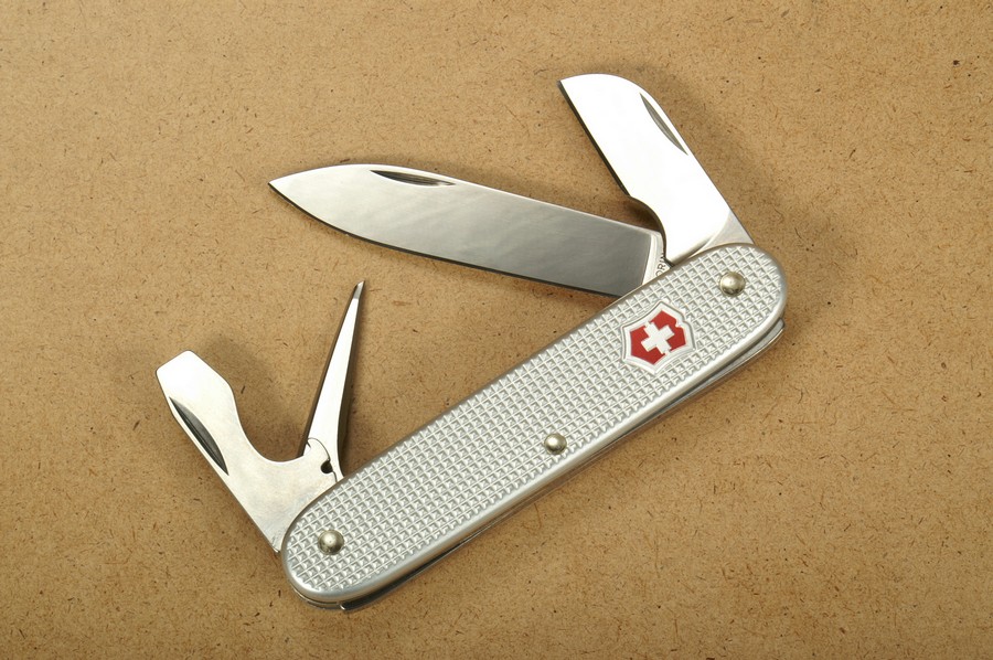 Victorinox Schweizer Taschenmesser Pioneer Alox Electrician 0.8120.26 kaufen