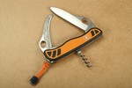 vx0.8331.mc9-victorinox-schweizer-taschenmesser-one-hand-orange-black_01-smal.jpg