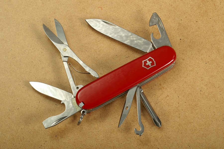 vx1.4703_victorinox_schweizer_offiziersmesser_super_tinker_01-big.jpg