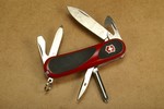 vx2.4803.c-evolution-11-schwarz-rot-schweizer-taschenmesser-01-smal.jpg